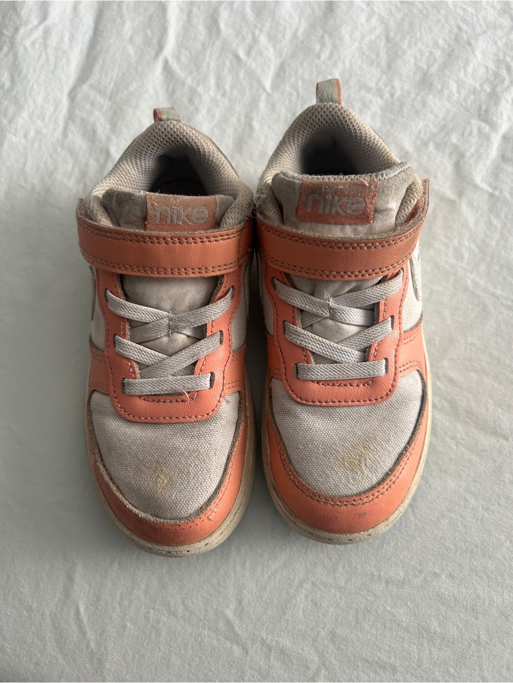 Nike Kids Orange and Cream Velcro Lace-Up Sneakers